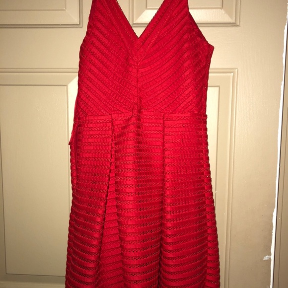 Express Red Mesh V-neck pleated fit & flare dress - Picture 4 of 5